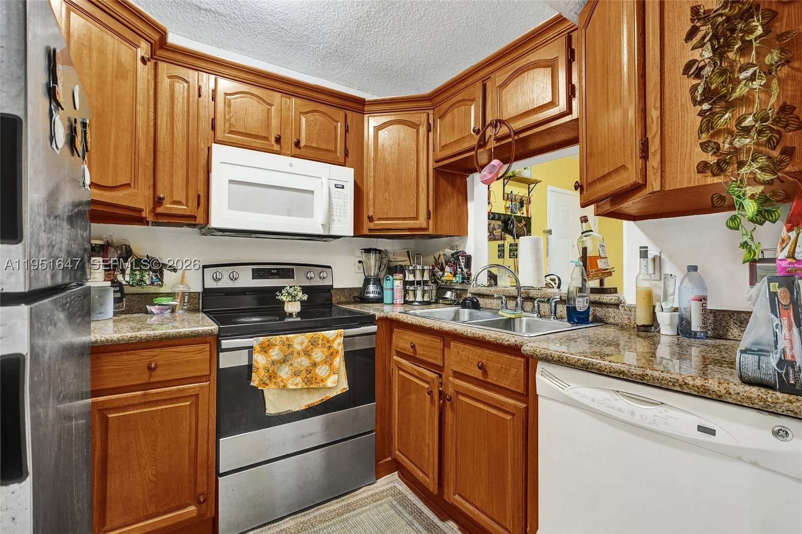 Real estate property located at 8145 7th St #315, Miami-dade, Fontainebleau Gardens Con, Miami, FL
