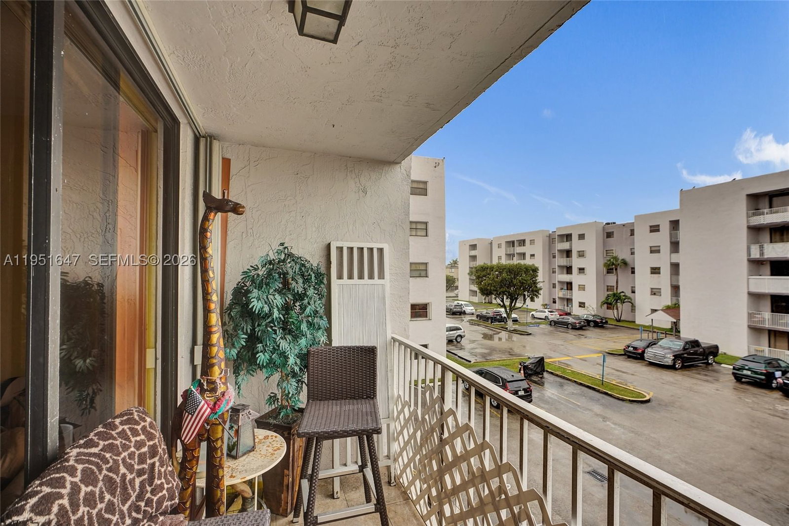 Real estate property located at 8145 7th St #315, Miami-dade, Fontainebleau Gardens Con, Miami, FL