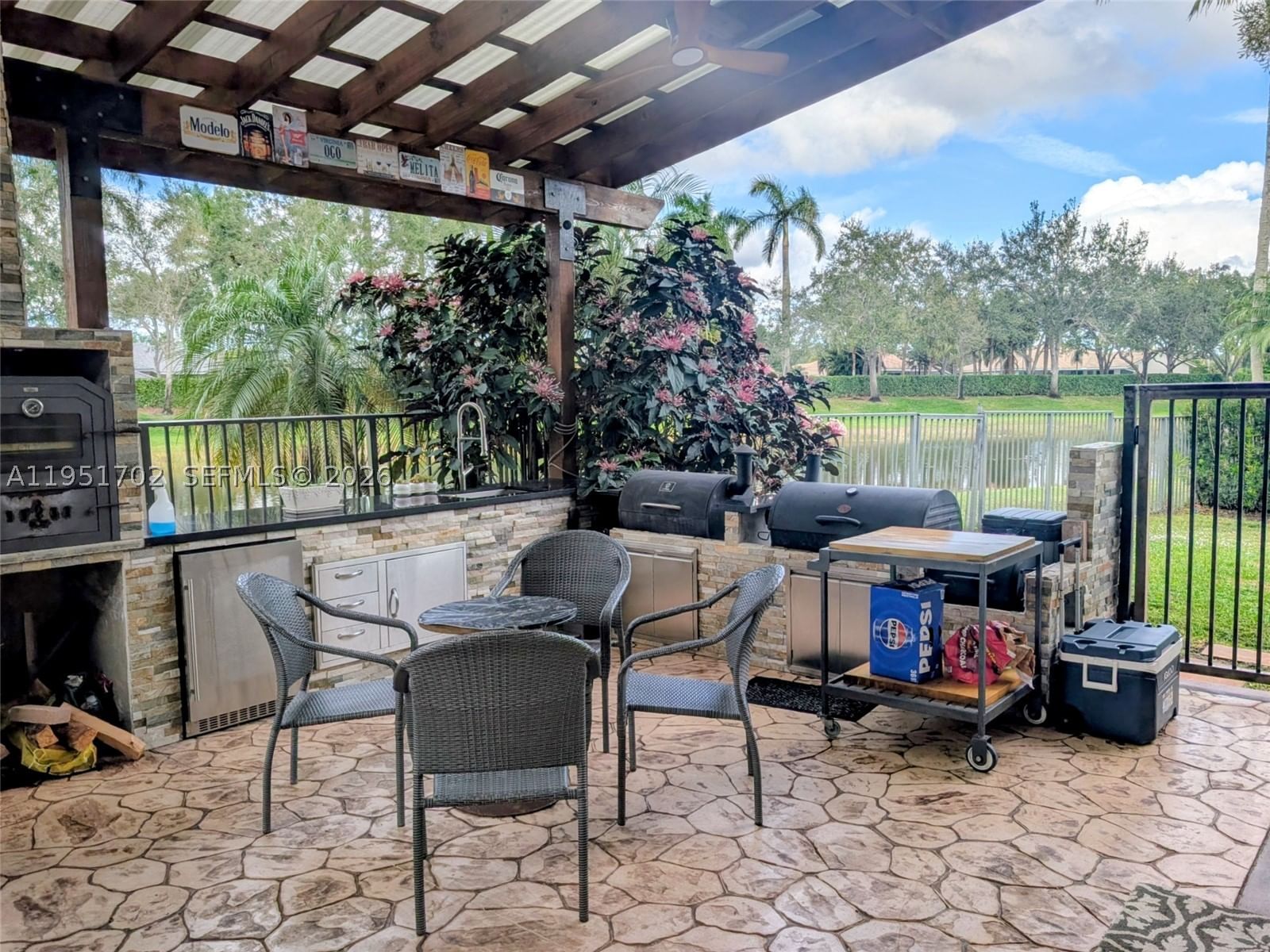 Real estate property located at 104 Dockside Cir, Broward, The Landings, Sector 3 -, Weston, FL