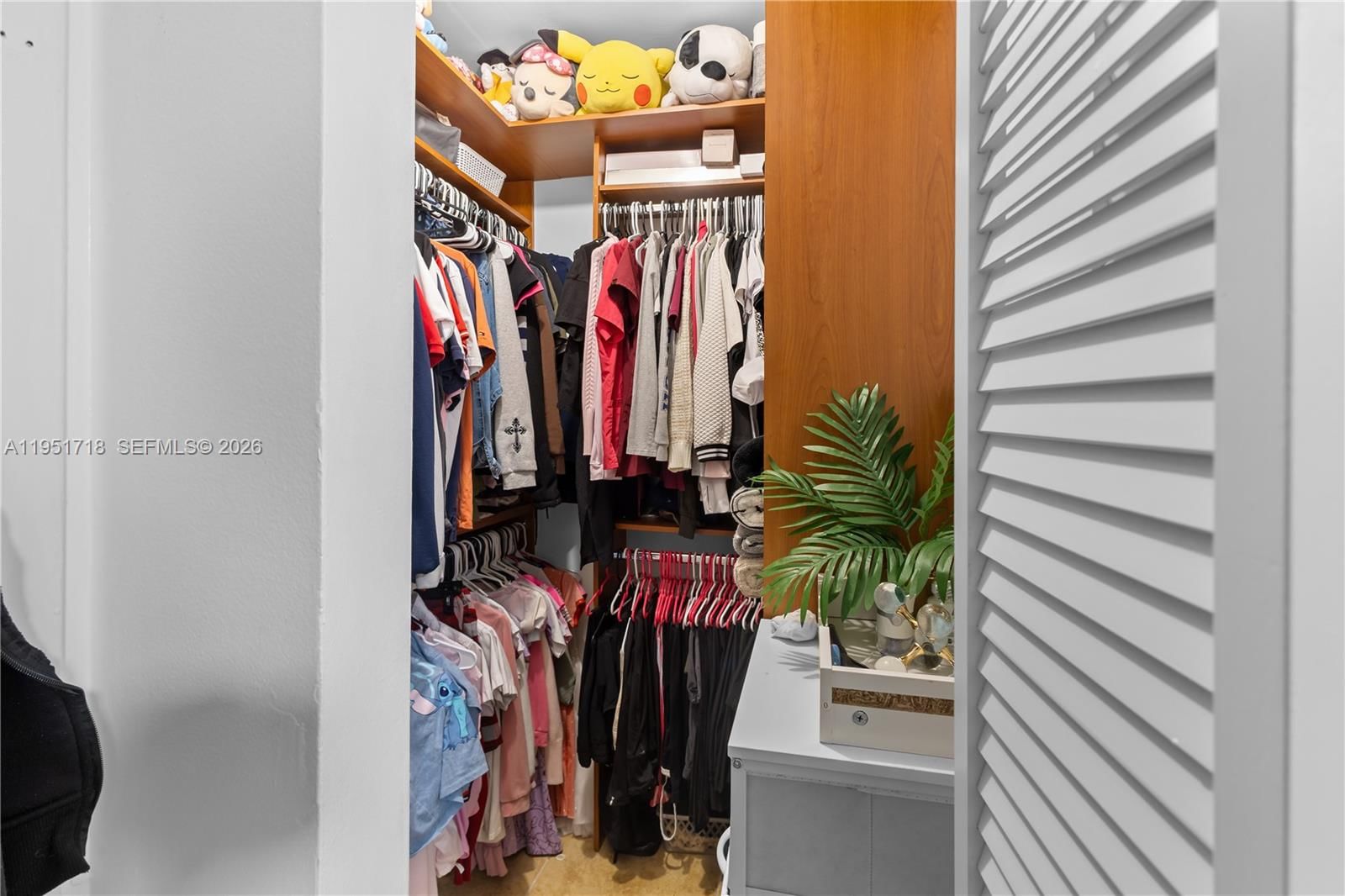 Real estate property located at 10358 128th Ter, Miami-dade, Gardens Of El Jardin Sec, Hialeah Gardens, FL