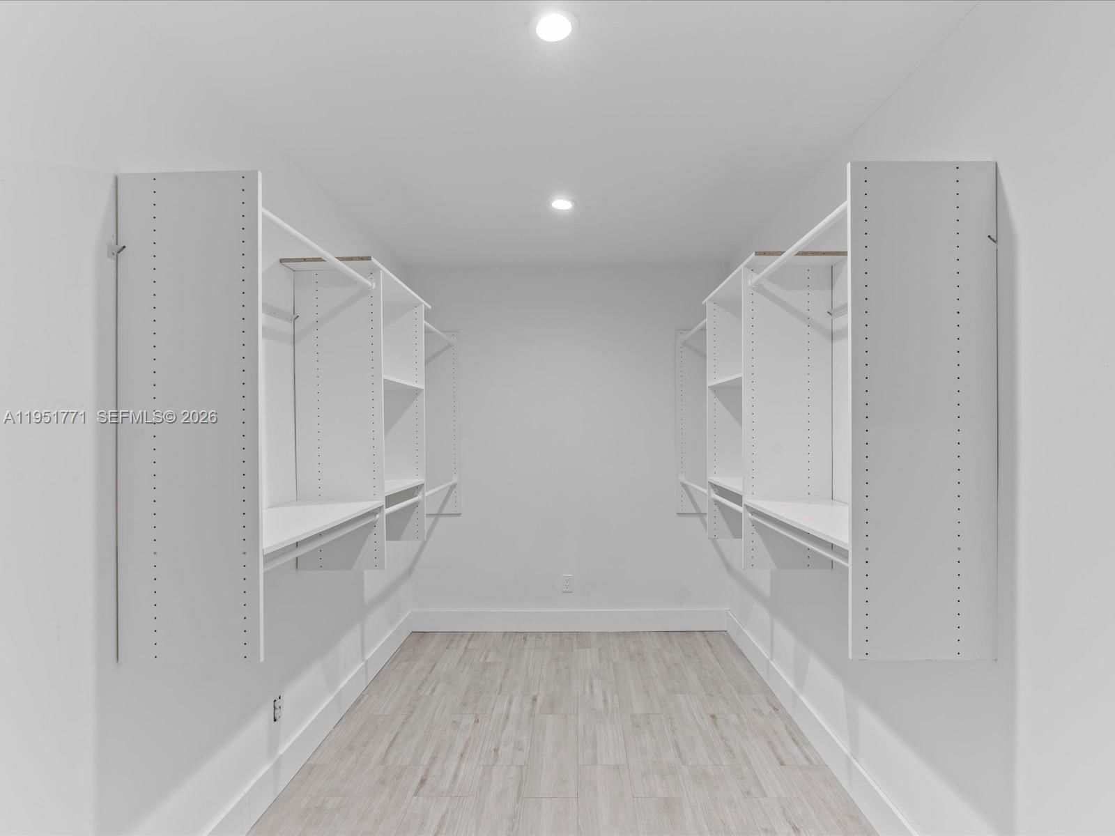 Real estate property located at 2014 31st Ct, Broward, Hollywood Heights Add Sec, Hollywood, FL