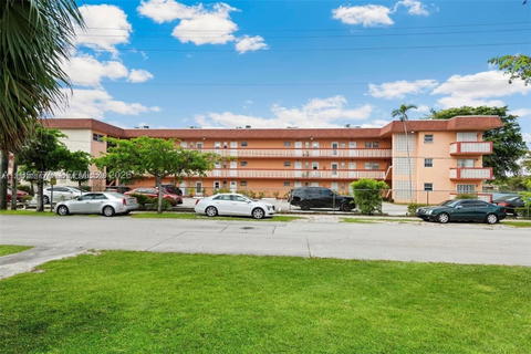 Real estate property located at 18900 3rd Ct #510, Miami-dade, Star Lakes Estates No 5 C, Miami, FL