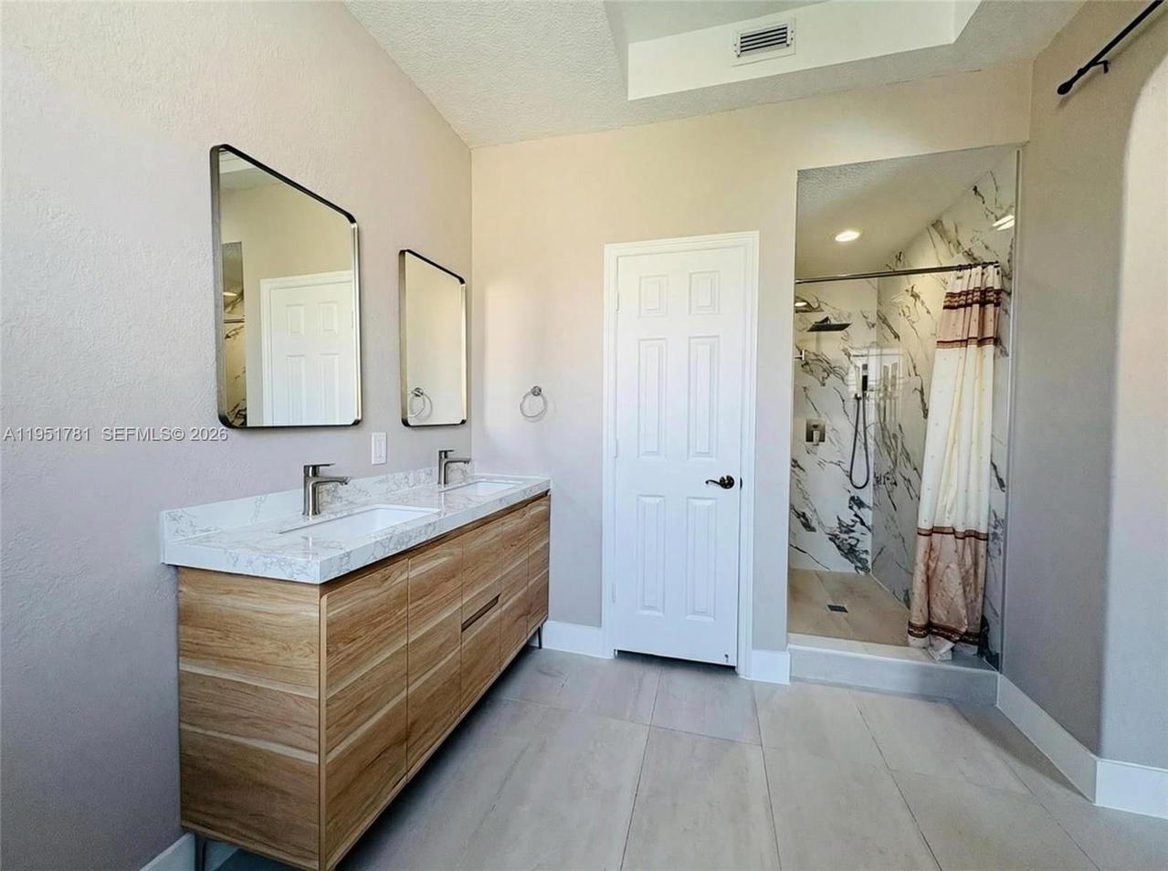 Real estate property located at 16603 79th Ter, Miami-dade, Kendalland, Miami, FL