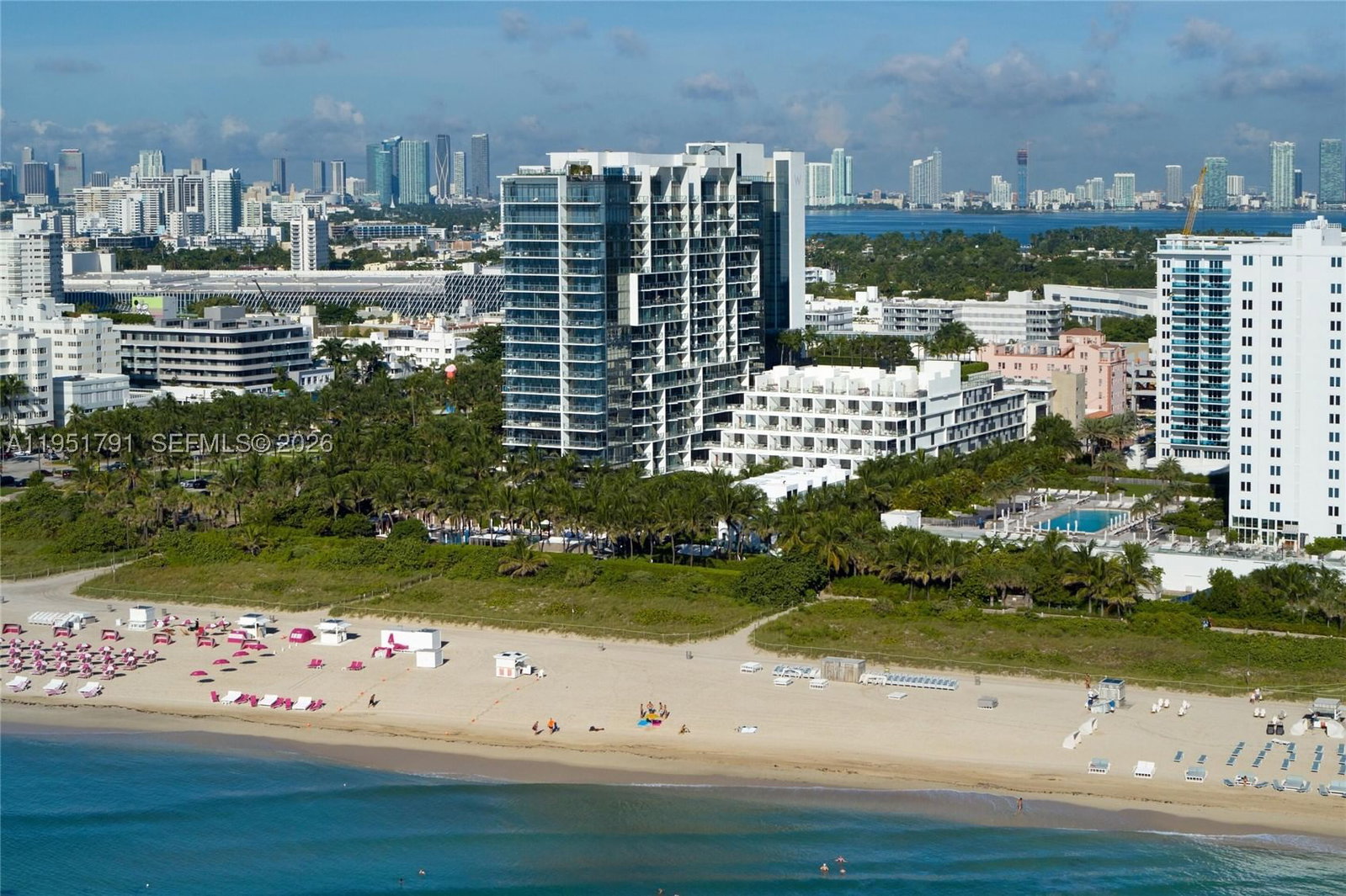 Real estate property located at 2201 Collins Ave #1511, Miami-dade, 2201 Collins Ave Condo, Miami Beach, FL