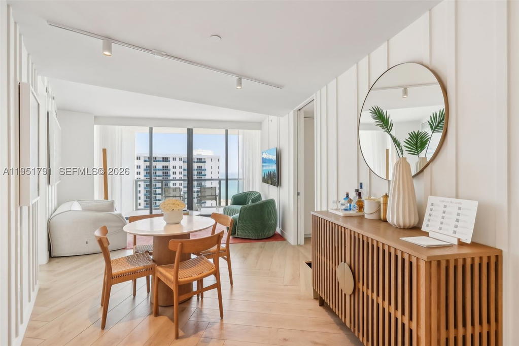 Real estate property located at 2201 Collins Ave #1511, Miami-dade, 2201 Collins Ave Condo, Miami Beach, FL