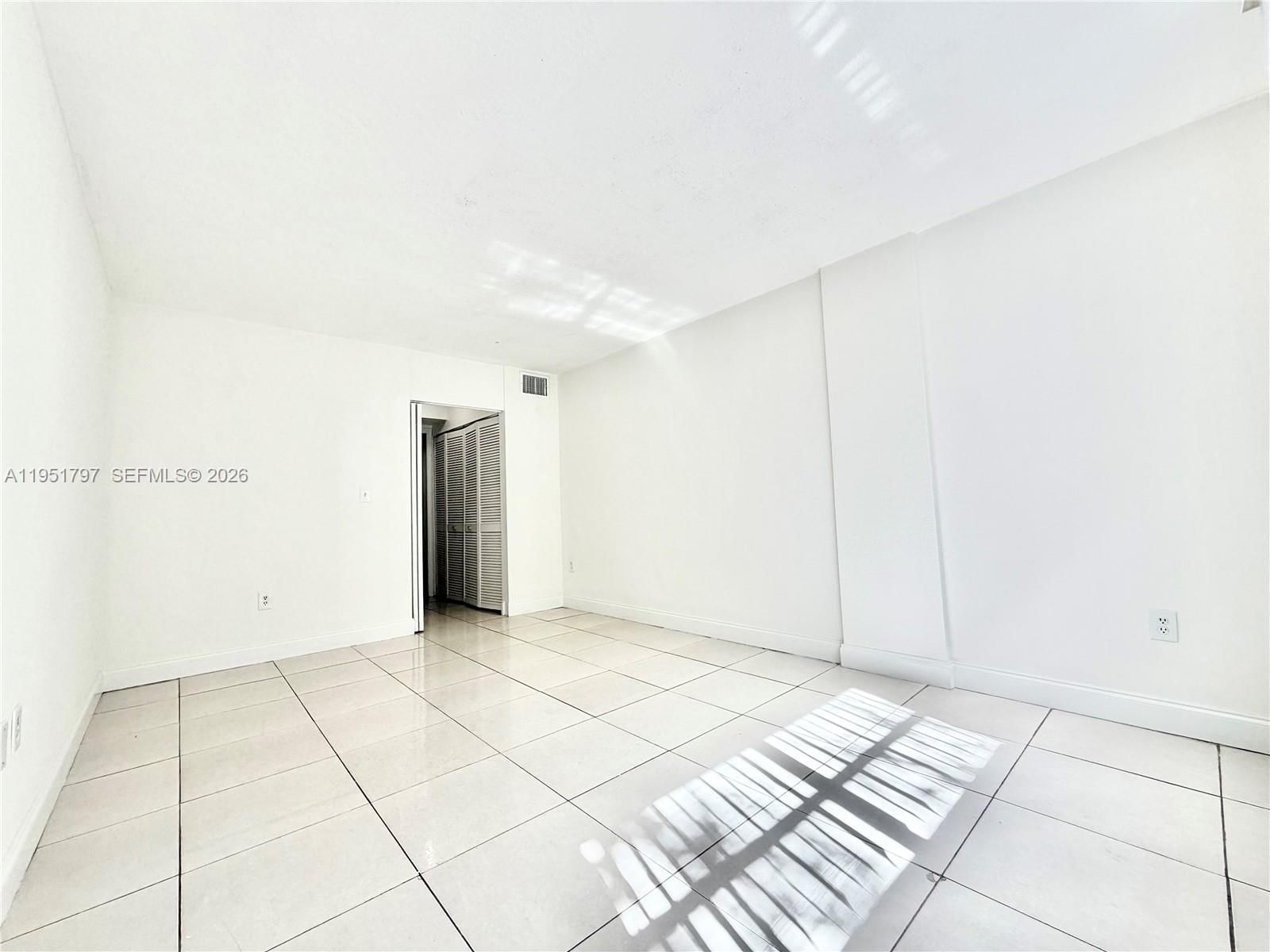 Real estate property located at 1475 125th Ter #301A, Miami-dade, 1475 Terra Towers Condo, North Miami, FL