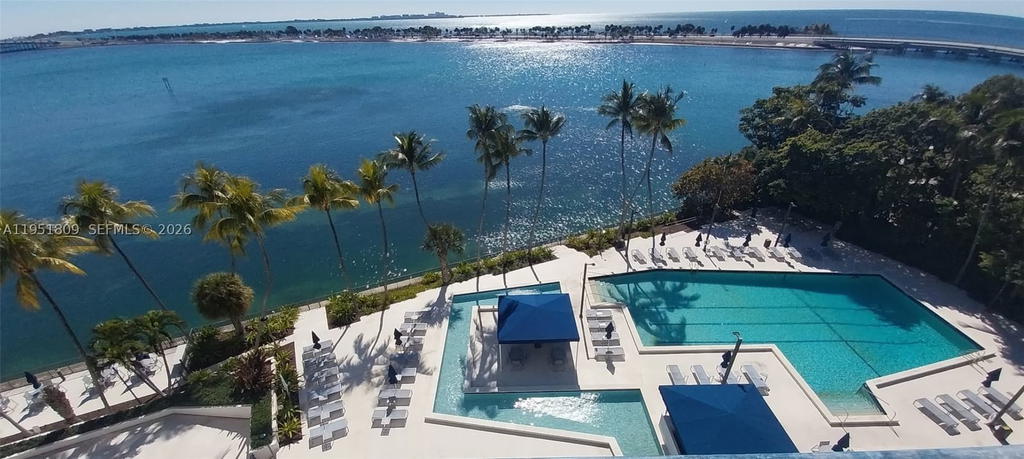Real estate property located at 2333 Brickell Ave #602, Miami-dade, Brickell Bay Club Condo, Miami, FL