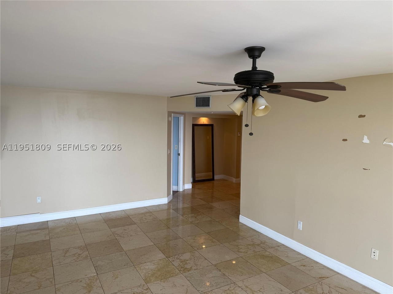 Real estate property located at 2333 Brickell Ave #602, Miami-dade, Brickell Bay Club Condo, Miami, FL