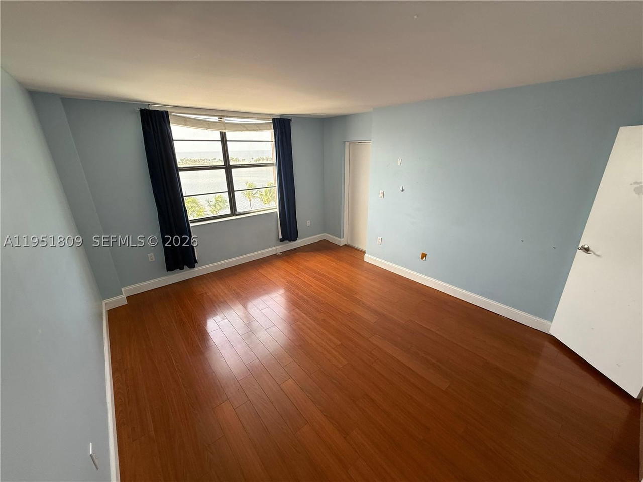 Real estate property located at 2333 Brickell Ave #602, Miami-dade, Brickell Bay Club Condo, Miami, FL