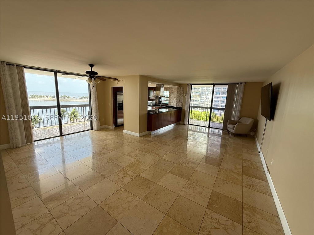Real estate property located at 2333 Brickell Ave #602, Miami-dade, Brickell Bay Club Condo, Miami, FL