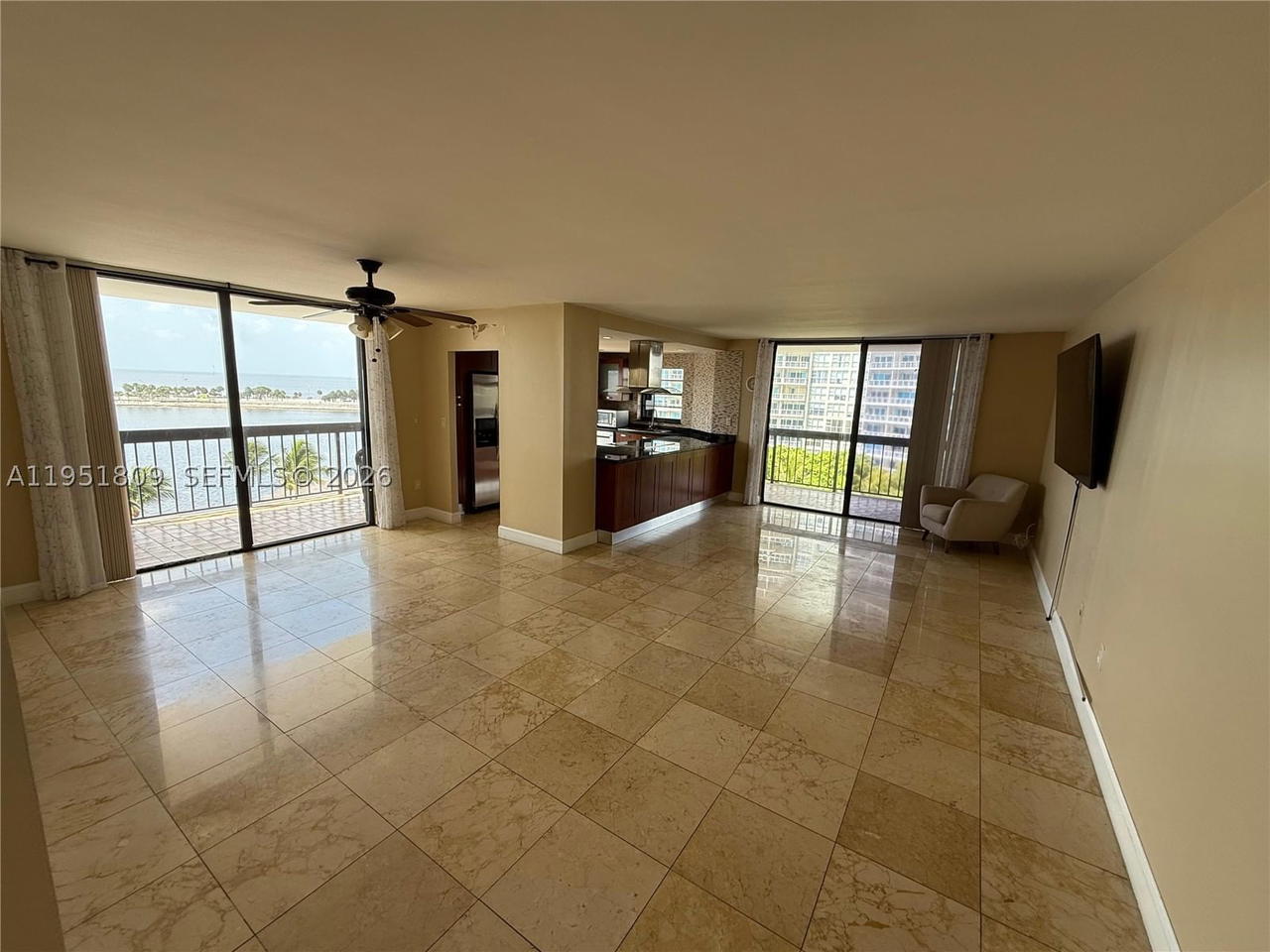 Real estate property located at 2333 Brickell Ave #602, Miami-dade, Brickell Bay Club Condo, Miami, FL