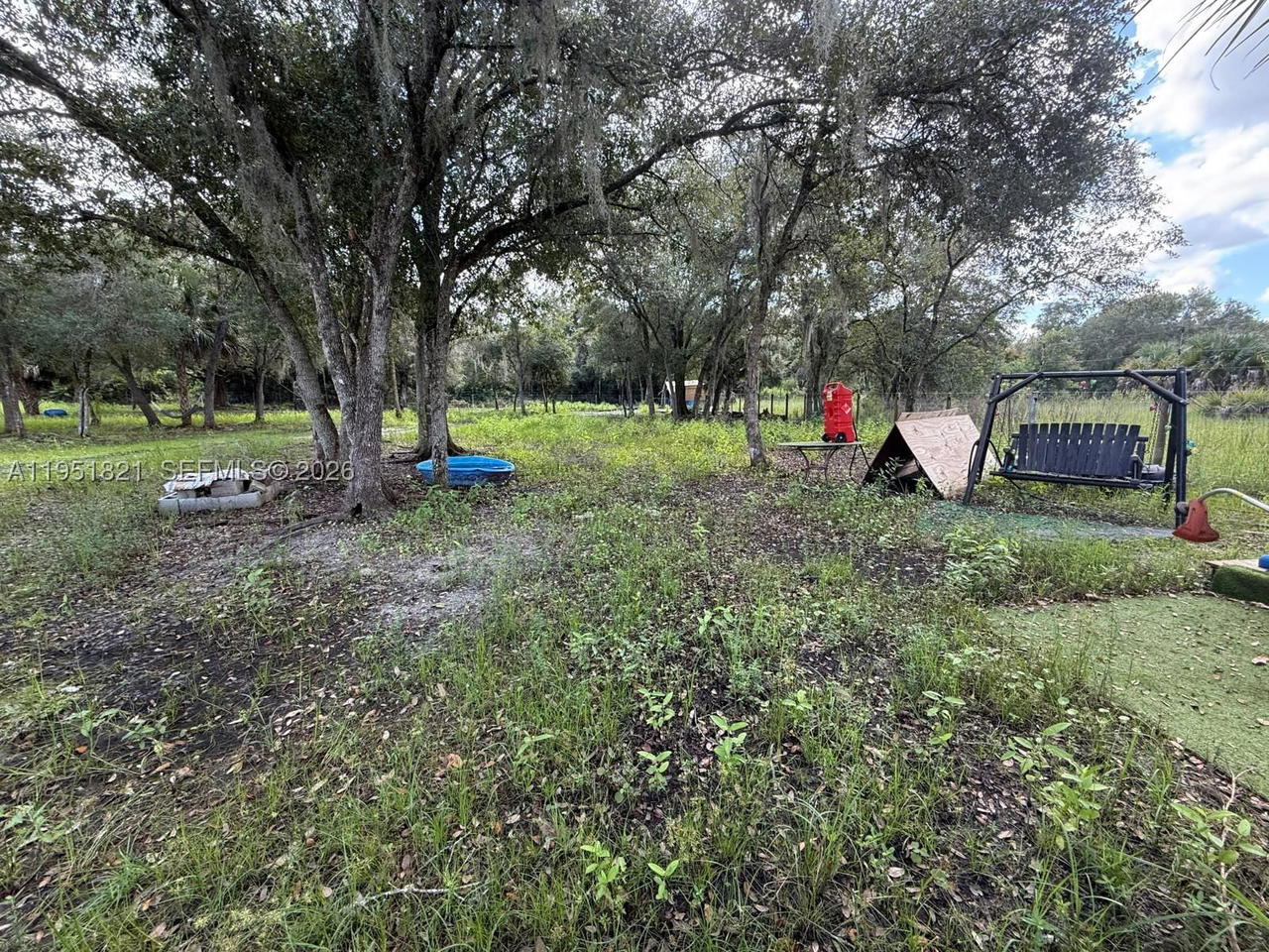 Real estate property located at 266 Avenida Del Centro, Hendry, Montura Ranch Estate 1st, Clewiston, FL