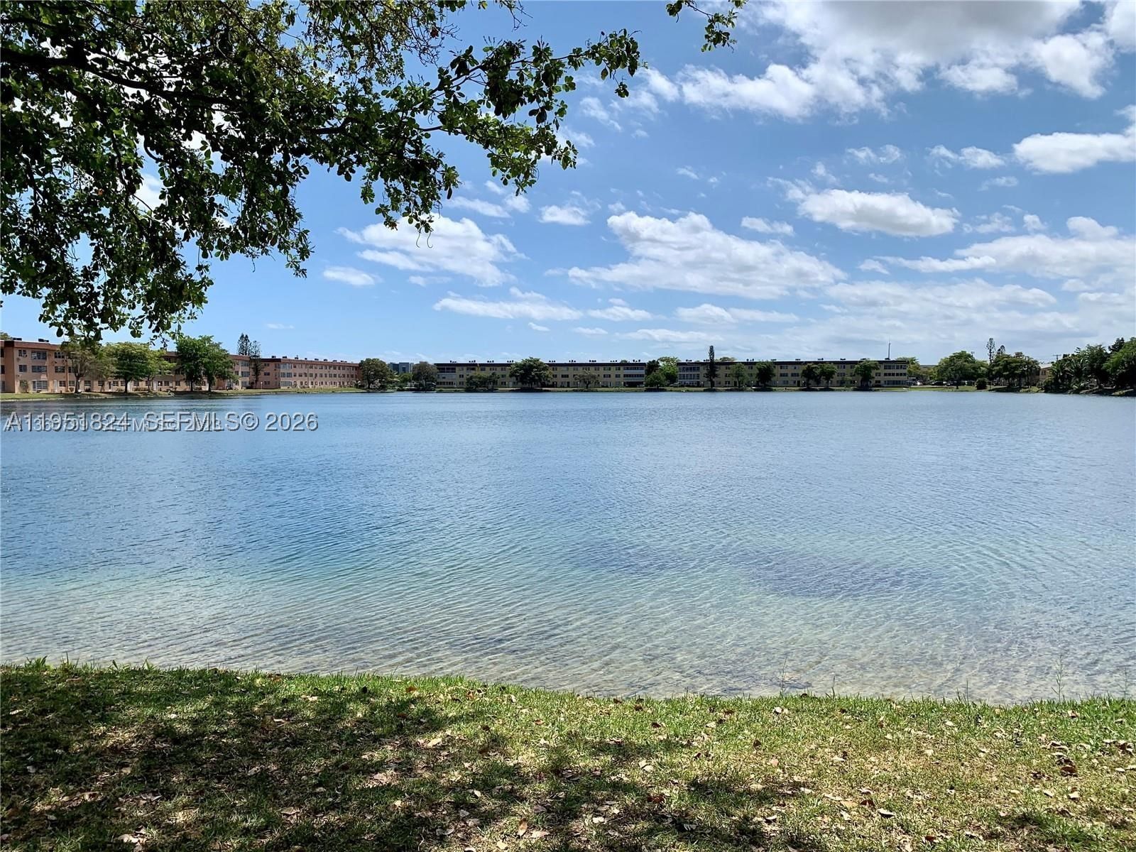 Real estate property located at 270 191st St #105, Miami-dade, Star Lake Estates No 1 Co, Miami, FL