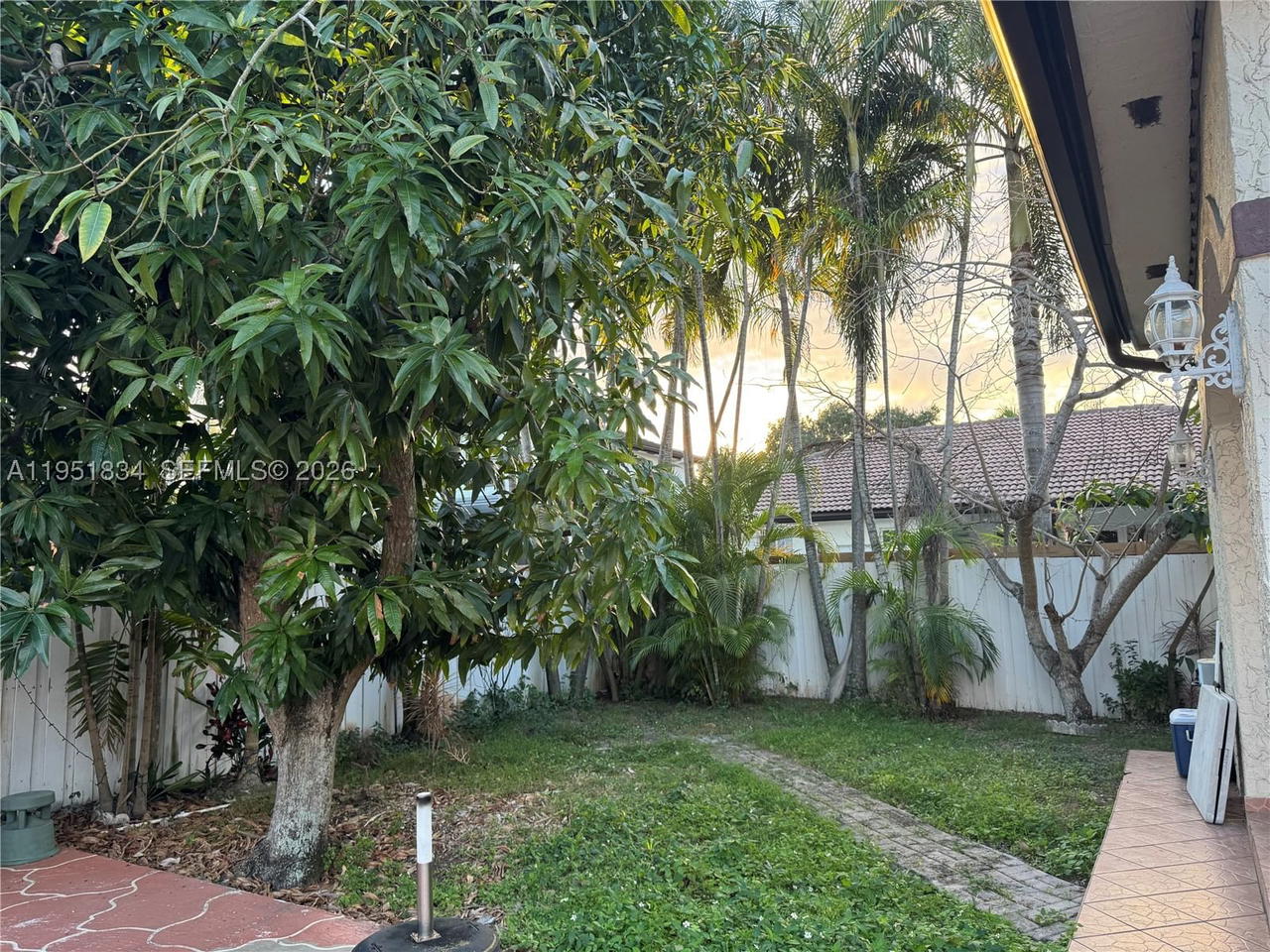 Real estate property located at 16750 78th Ave, Miami-dade, Mary, Miami Lakes, FL