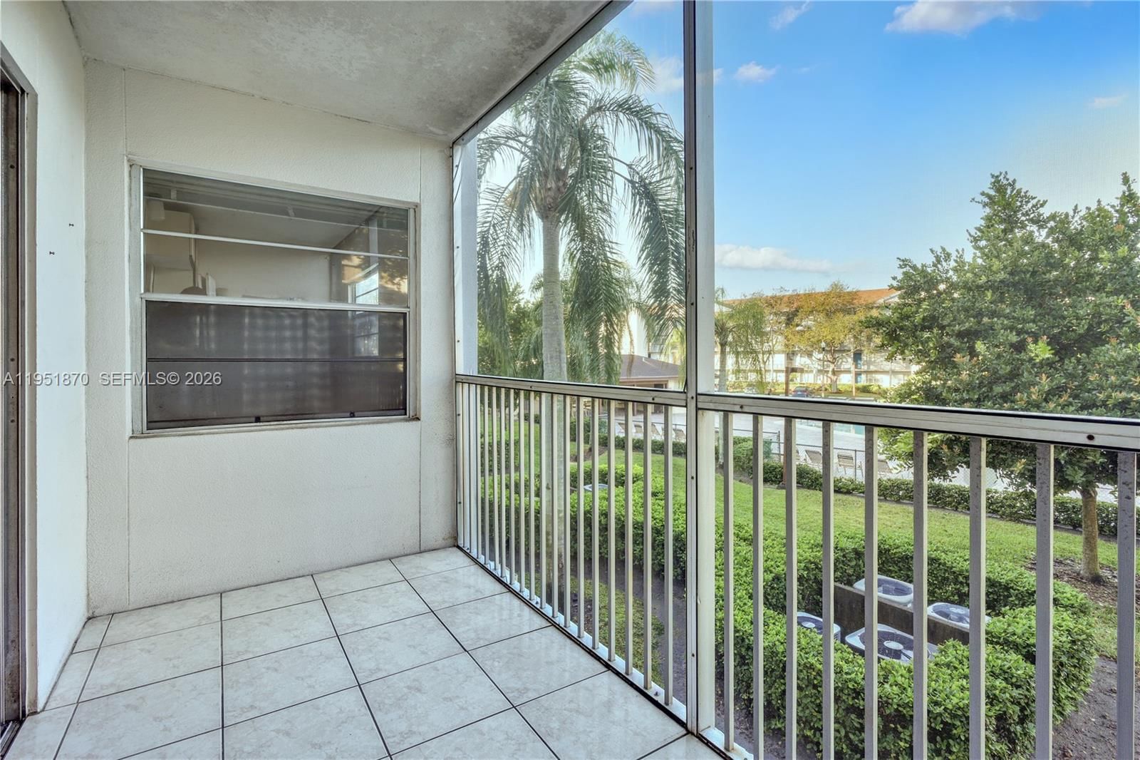 Real estate property located at 650 124th Ter #214P, Broward, Buckingham East At Centur, Pembroke Pines, FL