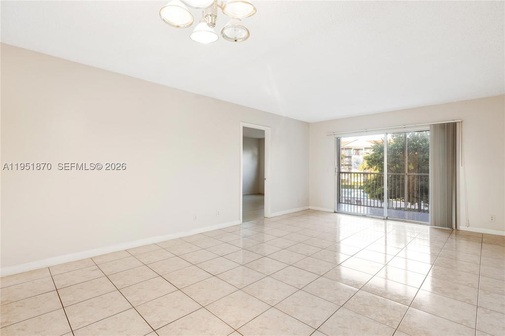 Real estate property located at 650 124th Ter #214P, Broward, Buckingham East At Centur, Pembroke Pines, FL