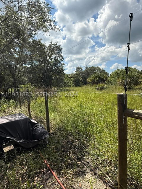 Real estate property located at 260 Avenida Del Centro, Hendry, Montura Ranch Estates, Clewiston, FL