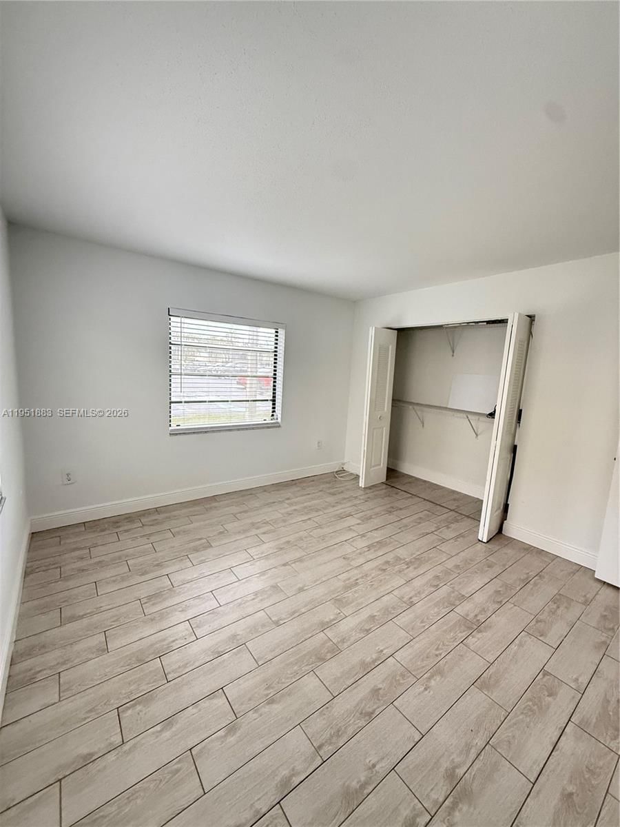 Real estate property located at 10431 Kendall Dr D104, Miami-dade, Nob Hill West Condo, Miami, FL