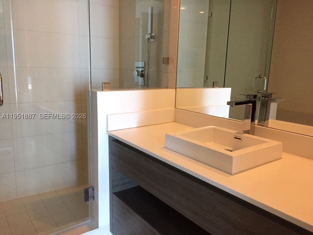 Real estate property located at 1100 Miami Ave #2111, Miami-dade, 1100 Millecento Residence, Miami, FL