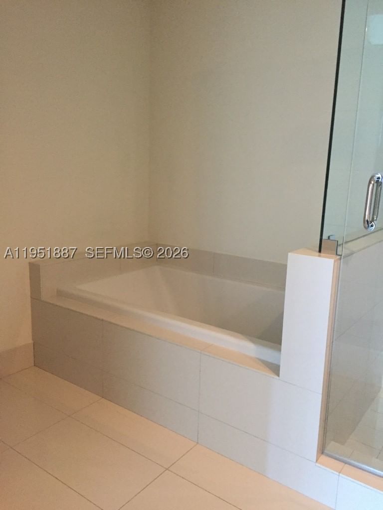 Real estate property located at 1100 Miami Ave #2111, Miami-dade, 1100 Millecento Residence, Miami, FL