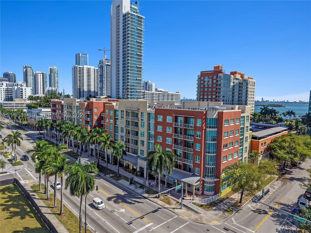 Real estate property located at 2001 Biscayne Blvd #3213, Miami-dade, Cite Condo, Miami, FL