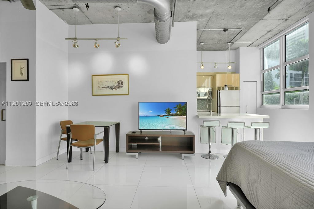 Real estate property located at 2001 Biscayne Blvd #3213, Miami-dade, Cite Condo, Miami, FL