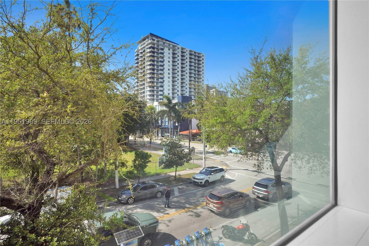 Real estate property located at 2001 Biscayne Blvd #3213, Miami-dade, Cite Condo, Miami, FL