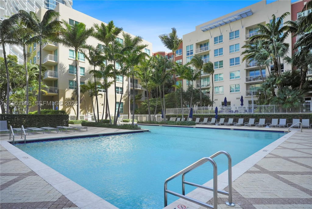 Real estate property located at 2001 Biscayne Blvd #3213, Miami-dade, Cite Condo, Miami, FL