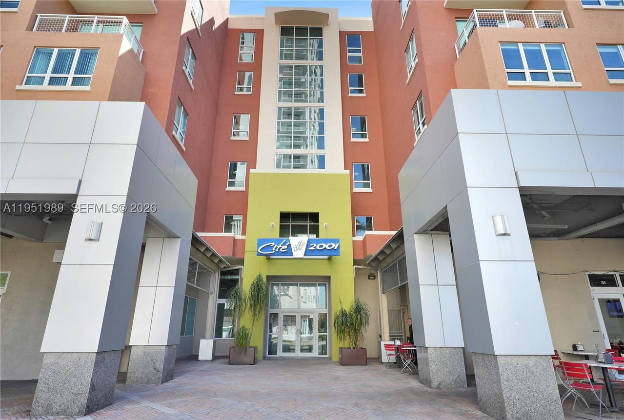 Real estate property located at 2001 Biscayne Blvd #3213, Miami-dade, Cite Condo, Miami, FL