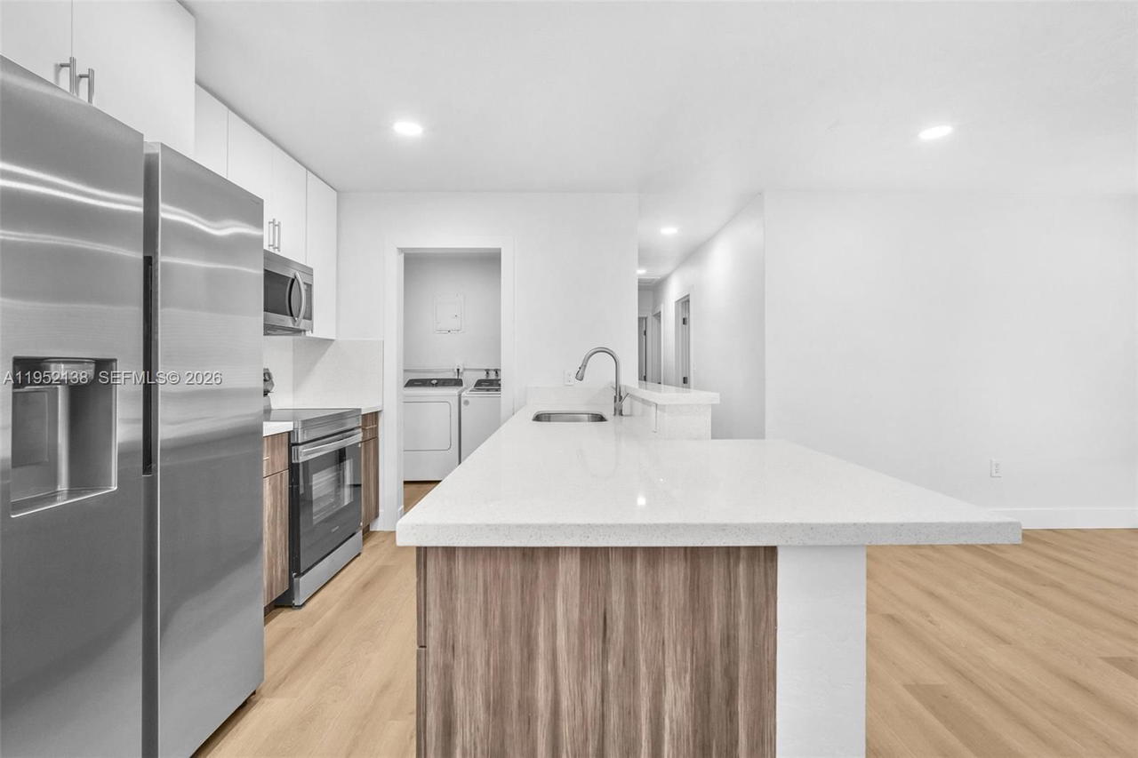 Real estate property located at 1401 70th Ter, Broward, Boulevard Heights Sec 4, Hollywood, FL