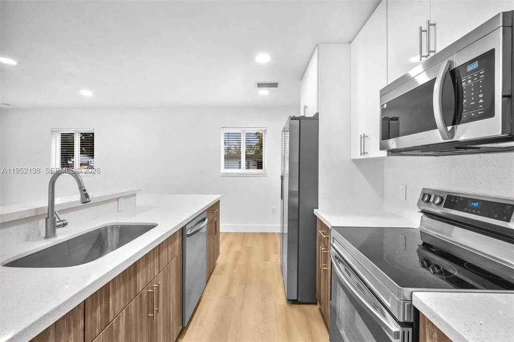 Real estate property located at 1401 70th Ter, Broward, Boulevard Heights Sec 4, Hollywood, FL