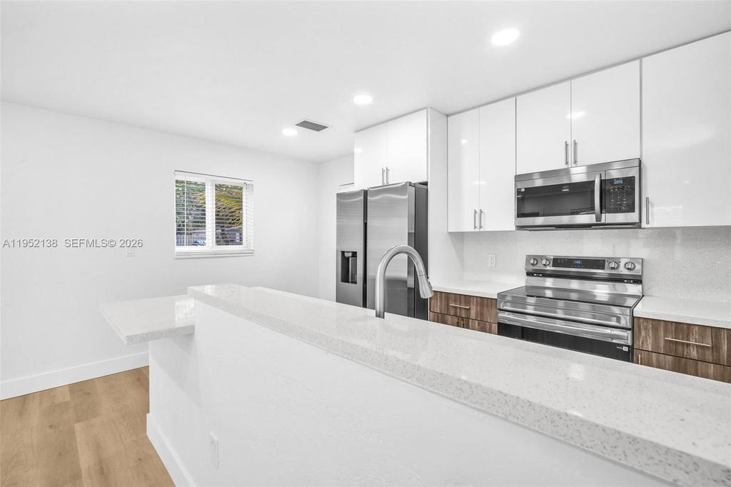Real estate property located at 1401 70th Ter, Broward, Boulevard Heights Sec 4, Hollywood, FL