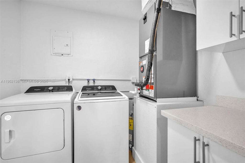 Real estate property located at 1401 70th Ter, Broward, Boulevard Heights Sec 4, Hollywood, FL