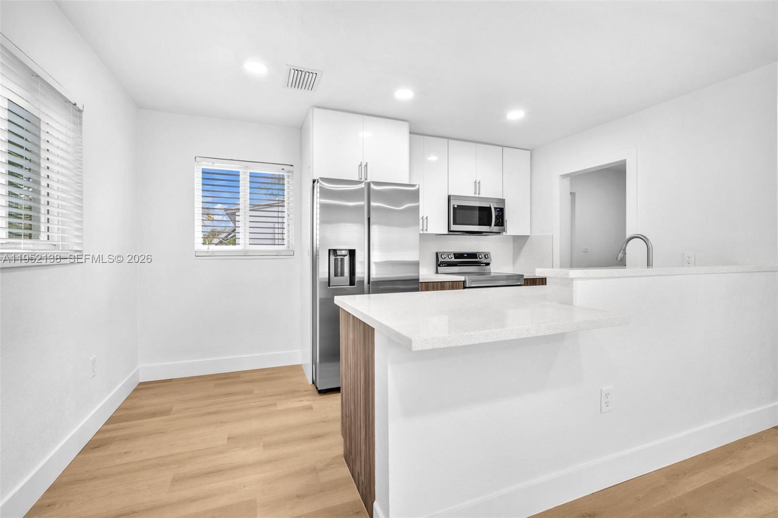 Real estate property located at 1401 70th Ter, Broward, Boulevard Heights Sec 4, Hollywood, FL