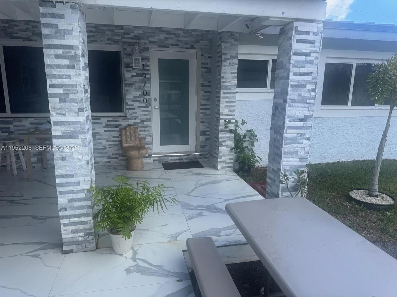 Real estate property located at 19700 6th Pl, Miami-dade, Sierra Mirada, Miami Gardens, FL