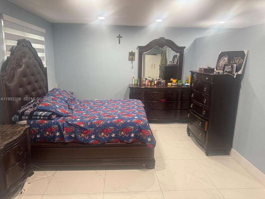 Real estate property located at 19700 6th Pl, Miami-dade, Sierra Mirada, Miami Gardens, FL
