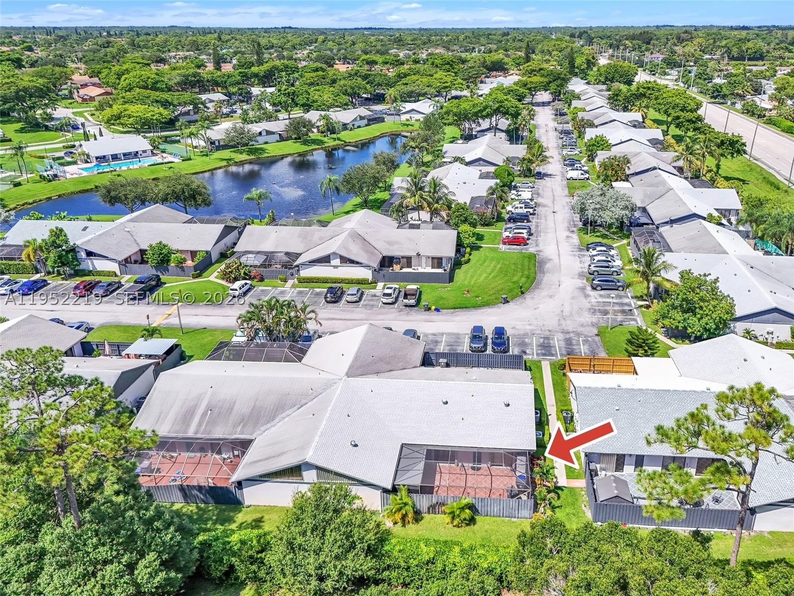 Real estate property located at 1050 Summit Trail Cir B, Palm Beach, Summit Pines Unit 3, West Palm Beach, FL