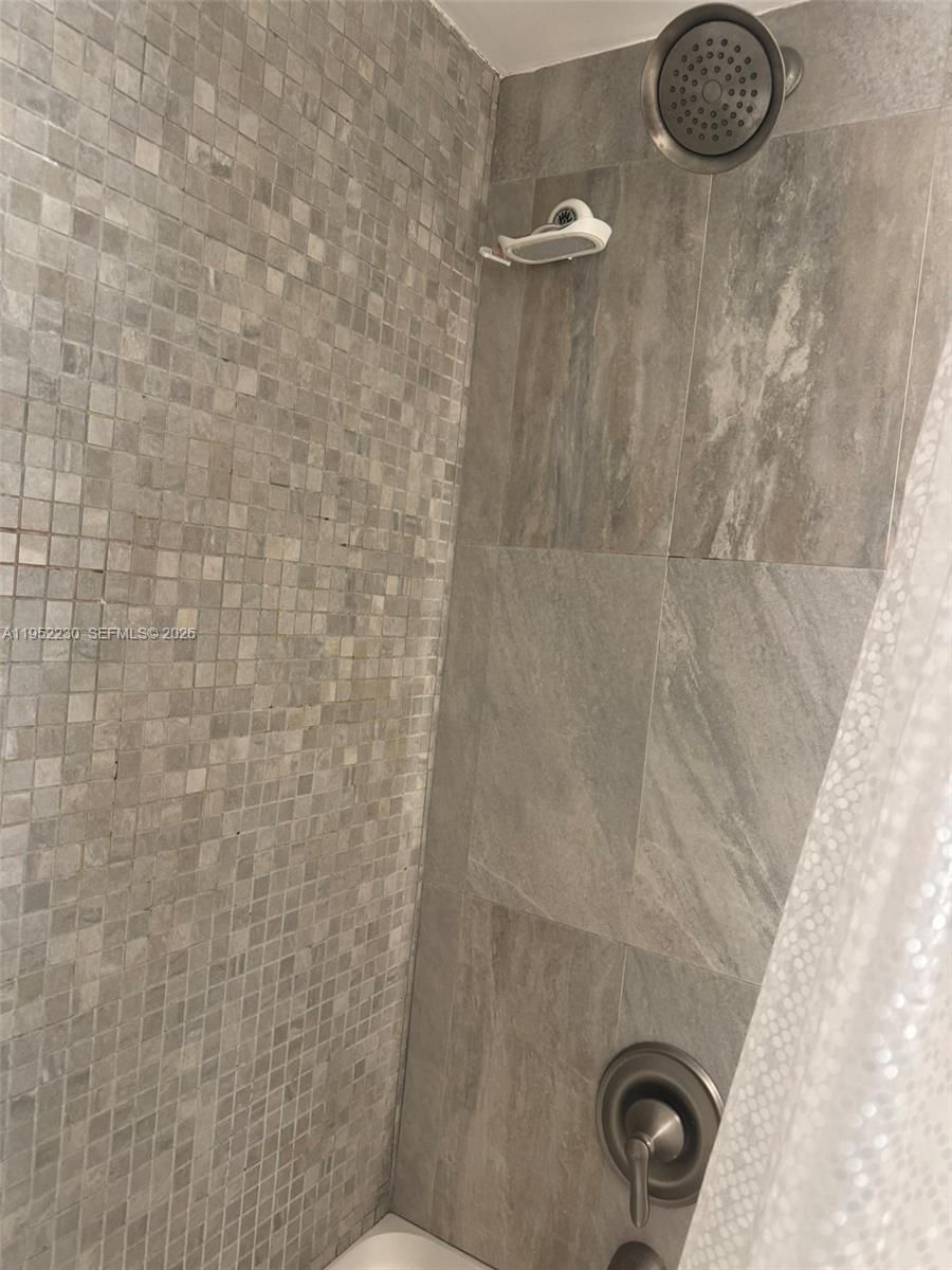 Real estate property located at 8810 123rd Ct M202, Miami-dade, Kenland Bend North Condo, Miami, FL