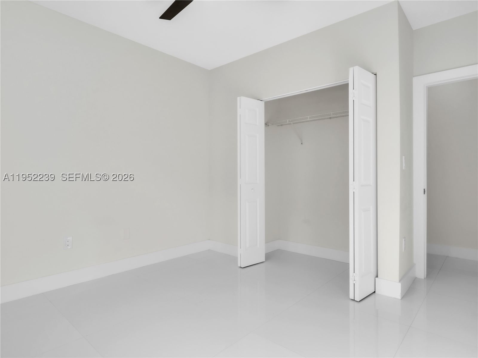 Real estate property located at 12608 121st Ave, Miami-dade, Signature Gardens Sub, Miami, FL