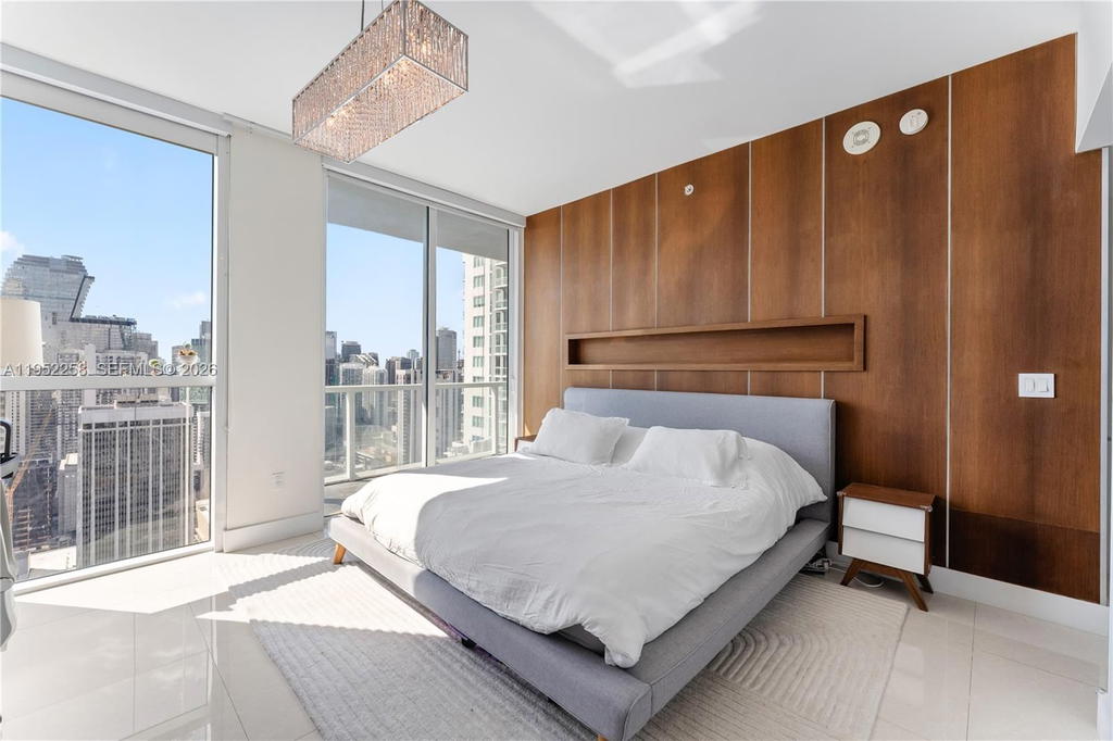 Real estate property located at 244 Biscayne Blvd #4407, Miami-dade, Vizcayne North Condo, Miami, FL