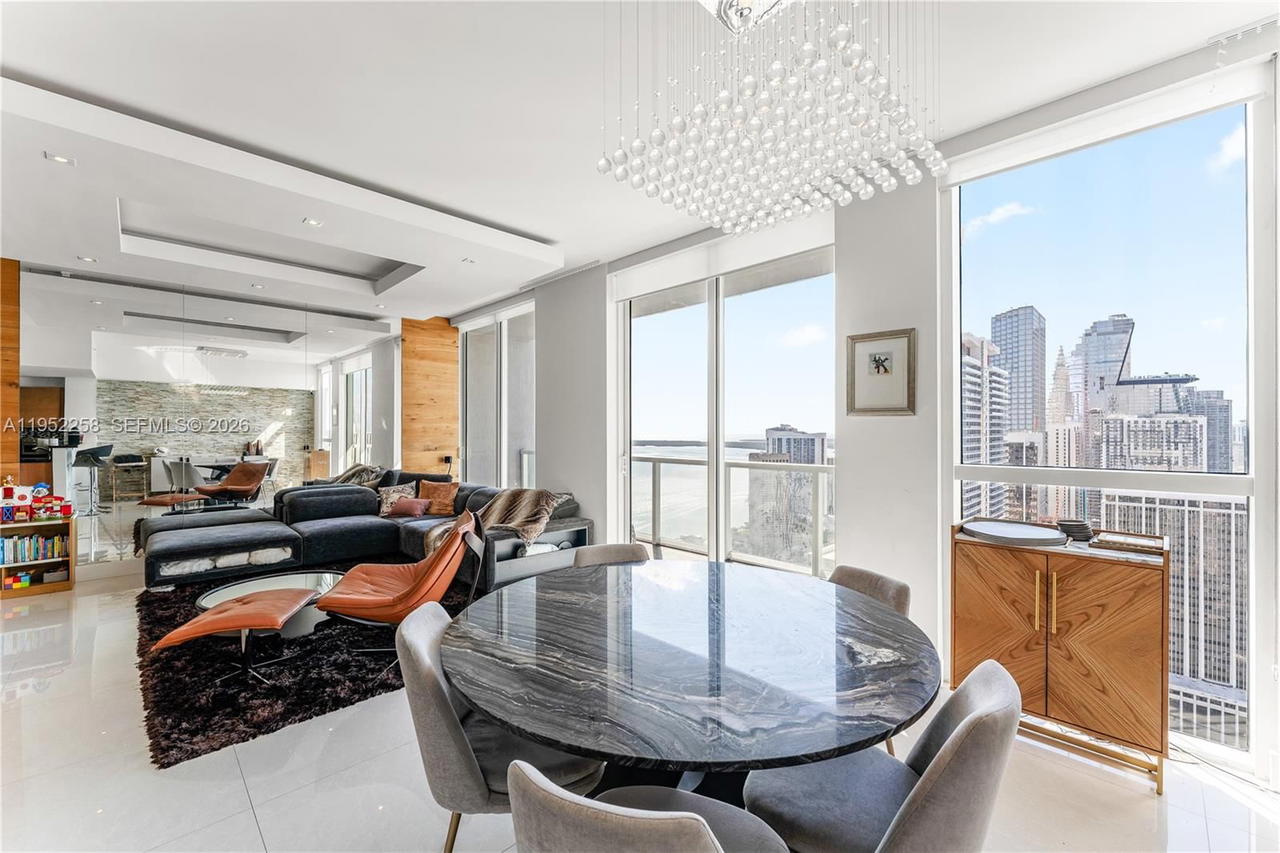 Real estate property located at 244 Biscayne Blvd #4407, Miami-dade, Vizcayne North Condo, Miami, FL