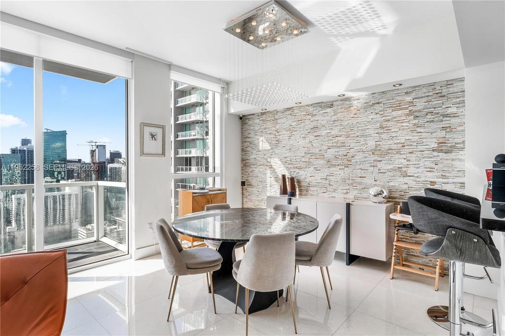Real estate property located at 244 Biscayne Blvd #4407, Miami-dade, Vizcayne North Condo, Miami, FL
