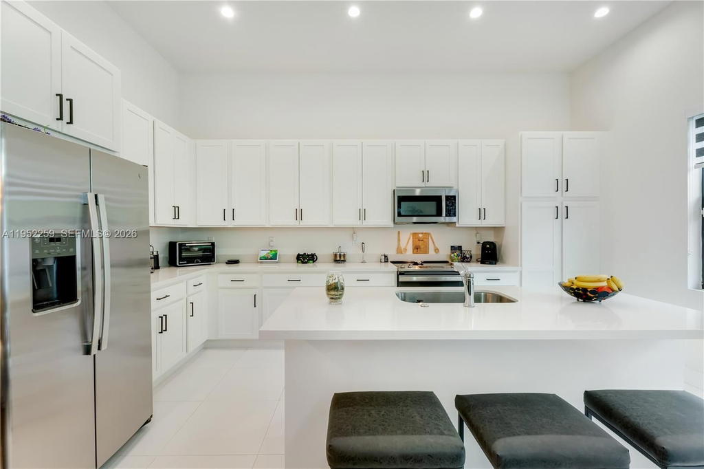 Real estate property located at 19410 124th Ct, Miami-dade, San Antonio Estates, Miami, FL