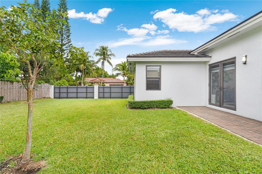 Real estate property located at 19410 124th Ct, Miami-dade, San Antonio Estates, Miami, FL