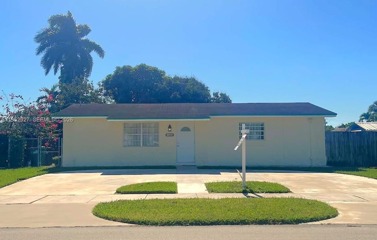 Real estate property located at 11920 191st Ter, Miami-dade, Los Angeles Estates Sec 3, Miami, FL