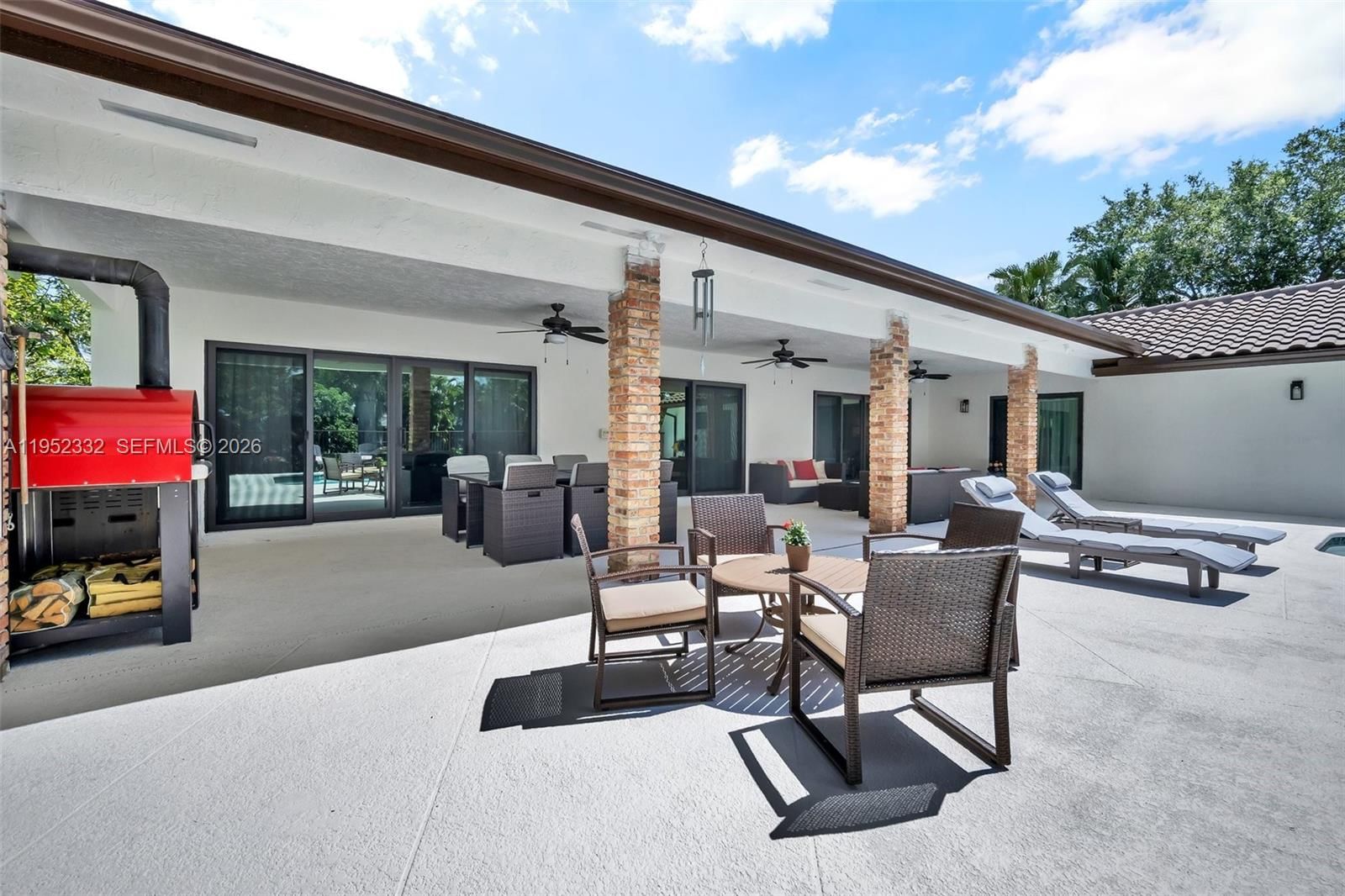 Real estate property located at 11850 Oak Leaf Dr., Broward, Laurel Oaks East, Davie, FL