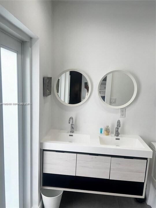 Real estate property located at 15 52nd St, Miami-dade, Railway Shops Addn 2nd Am, Miami, FL