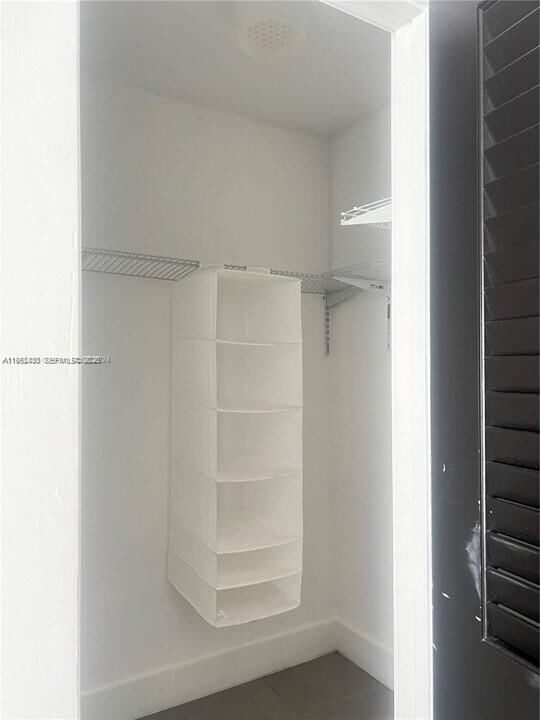 Real estate property located at 15 52nd St, Miami-dade, Railway Shops Addn 2nd Am, Miami, FL