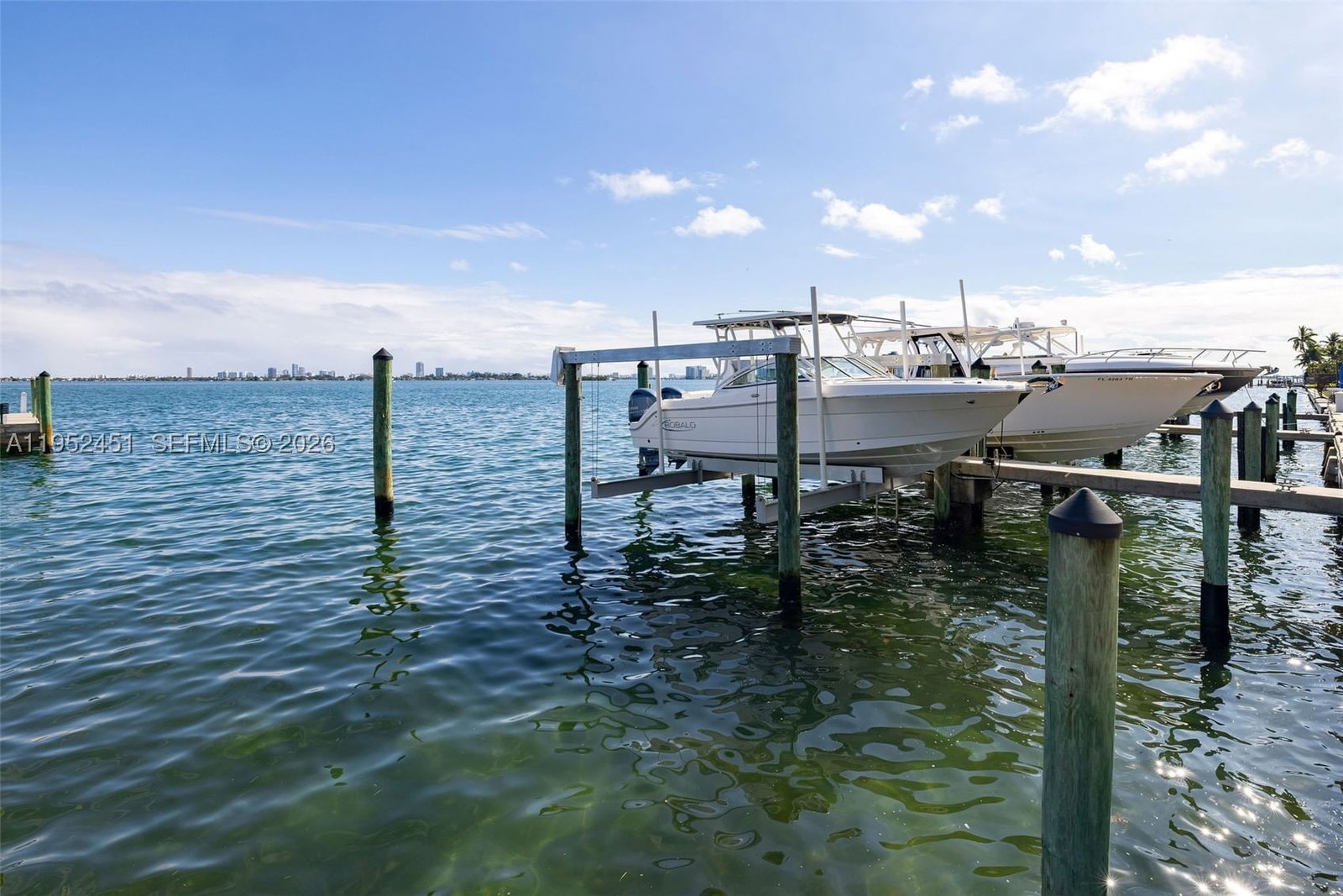 Real estate property located at 4000 Towerside Ter #2005, Miami-dade, The Towers Of Quayside Co, Miami, FL