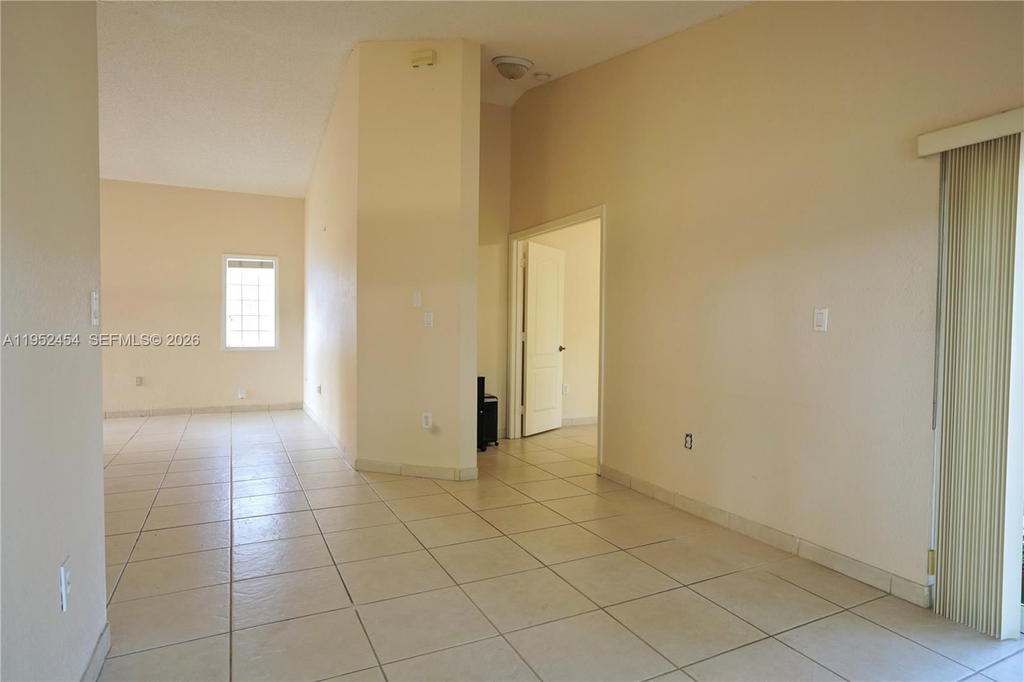 Real estate property located at 9913 31st St, Miami-dade, Costa Verde Sec 1, Doral, FL